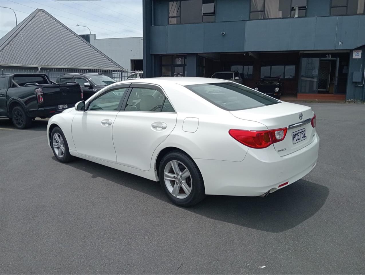 2011 Toyota MARK-X