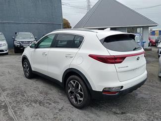 2019 Kia Sportage - Thumbnail