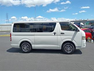 2008 Toyota Hiace - Thumbnail