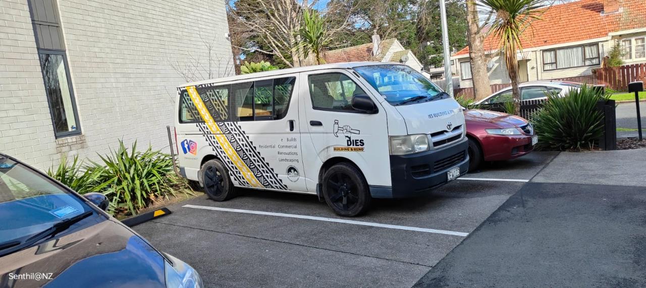 2006 Toyota Hiace