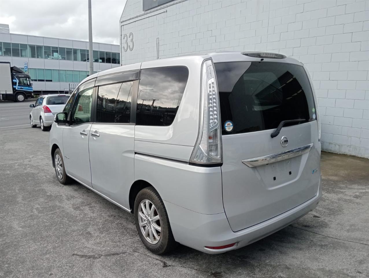 2013 Nissan Serena