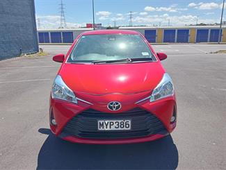 2019 Toyota YARIS - Thumbnail