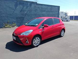 2019 Toyota YARIS - Thumbnail