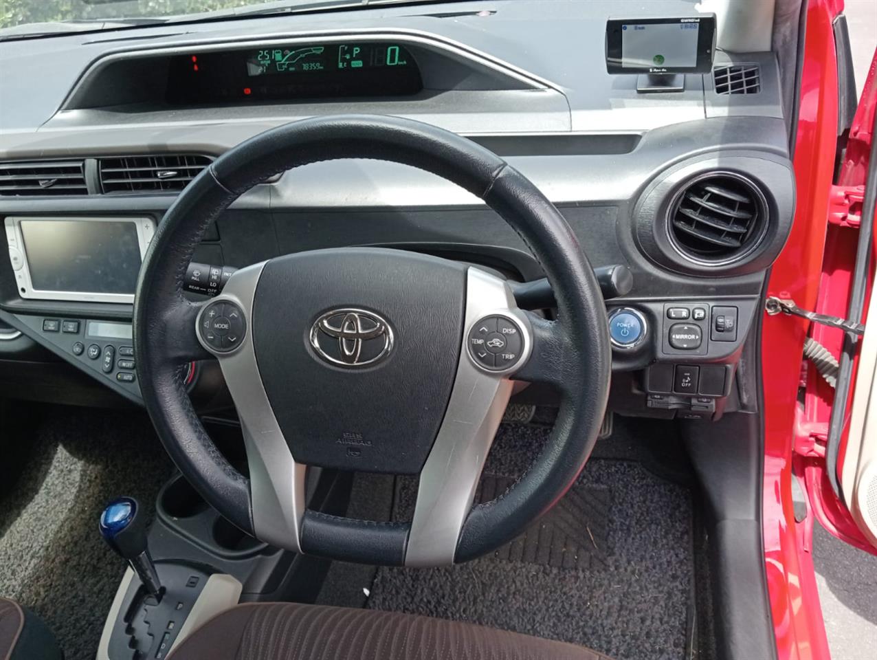 2013 Toyota Aqua